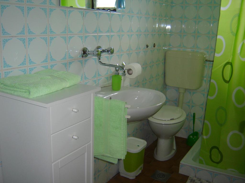 Rooms Danica Donji Babin Potok 部屋 写真